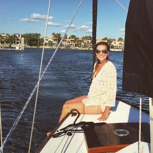 Meet your Posher, Julia